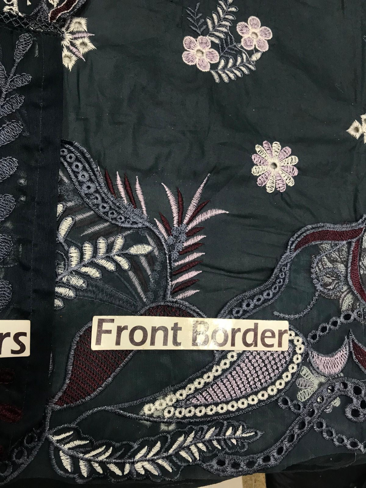 MARJJAN LUXURY EMBROIDERED LAWN - 3 PC UNSTITCHED