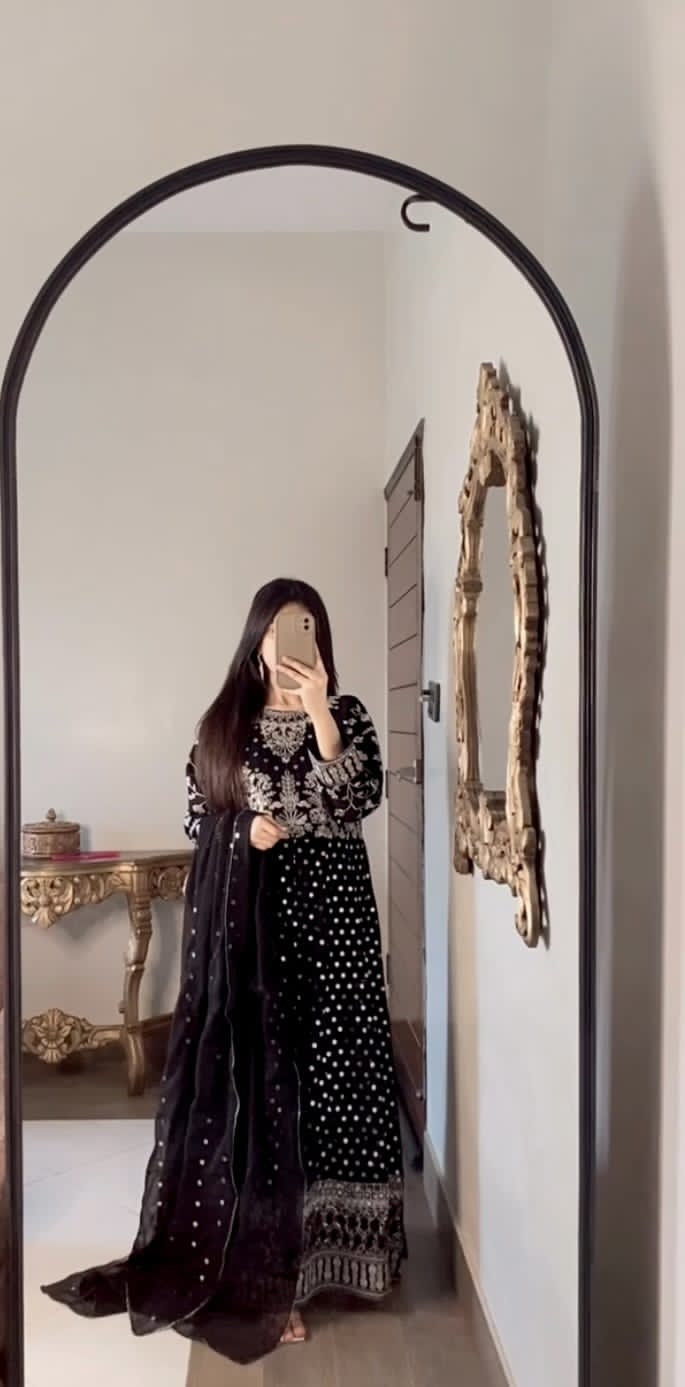 HOORAINS PRET LUXURY EMBROIDERED CHIFFON FROCK - 3 PC STITCHED