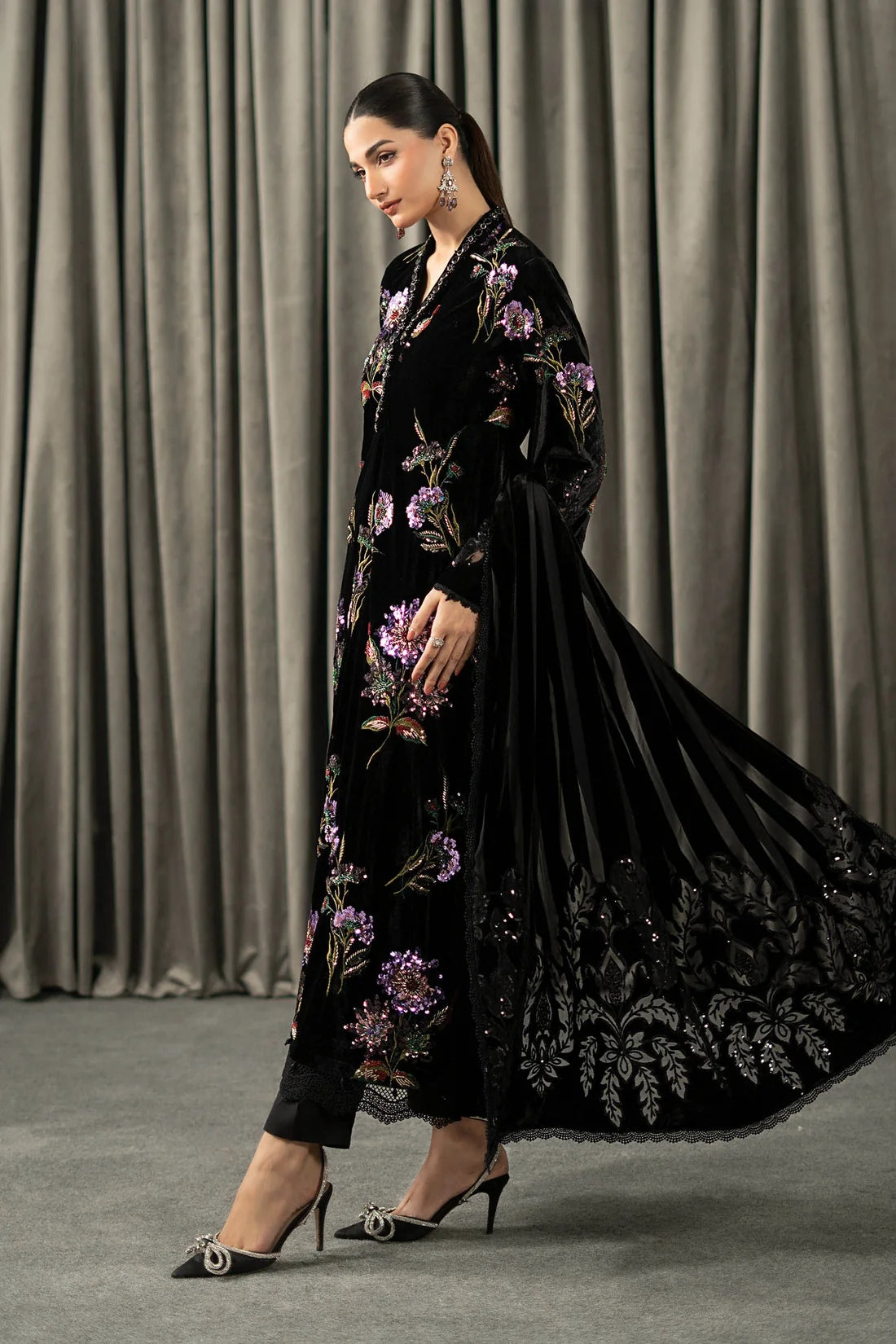 MARIA B LUXURY EMBROIDERED VELVET DRESS - 3 PC UNSTITCHED