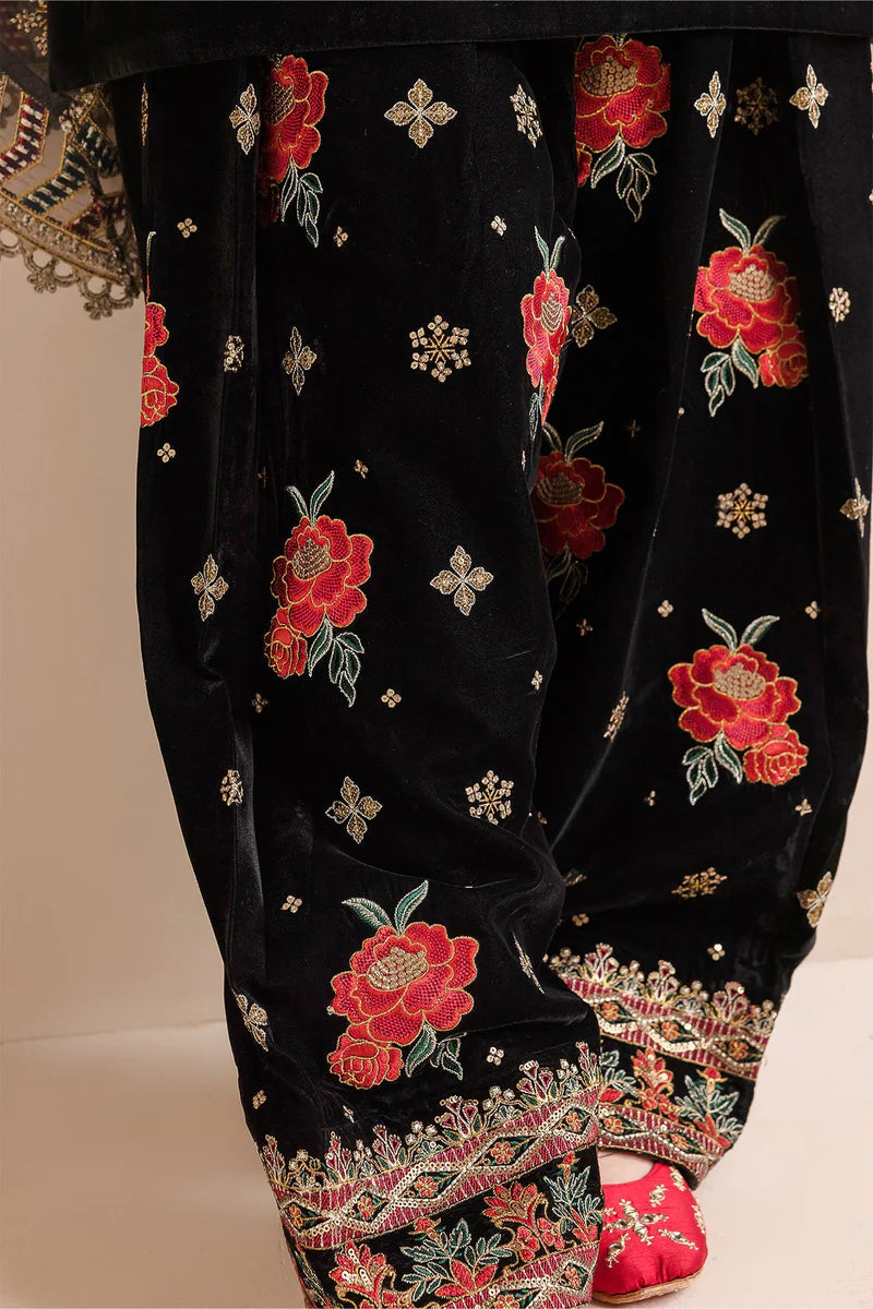 BAROQUE LUXURY EMBROIDERED VELVET - 3 PC UNSTITCHED