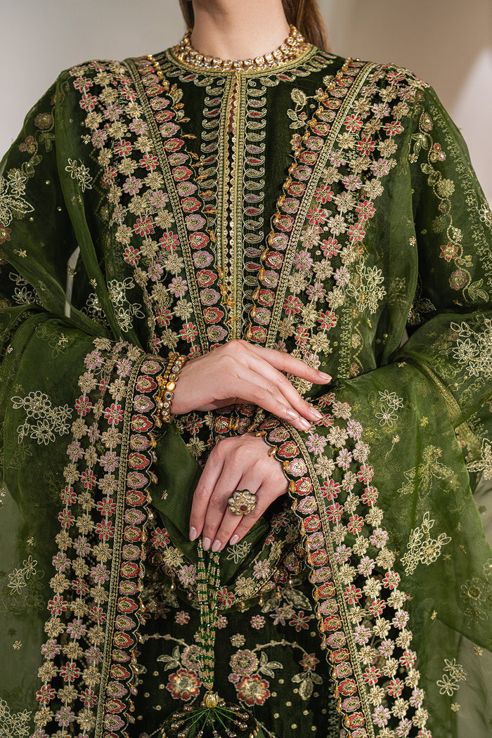 BAROQUE LUXURY EMBROIDERED VELVET - 3 PC UNSTITCHED