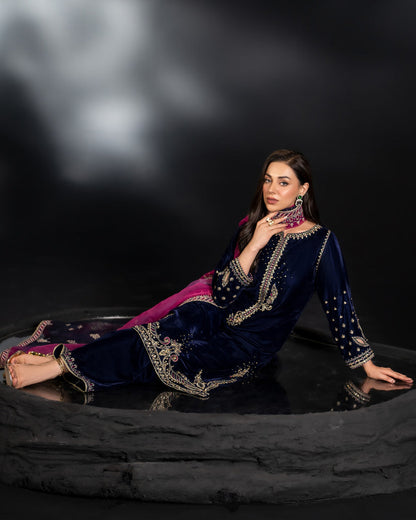 NAQASHI EMBROIDERED 9000 MICRO VELVET - 3 PC UNSTITCHED