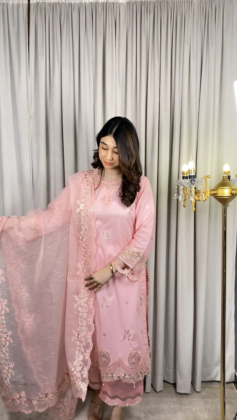 HOORAINS PRET EMBROIDERED LAWN - 3 PC STITCHED