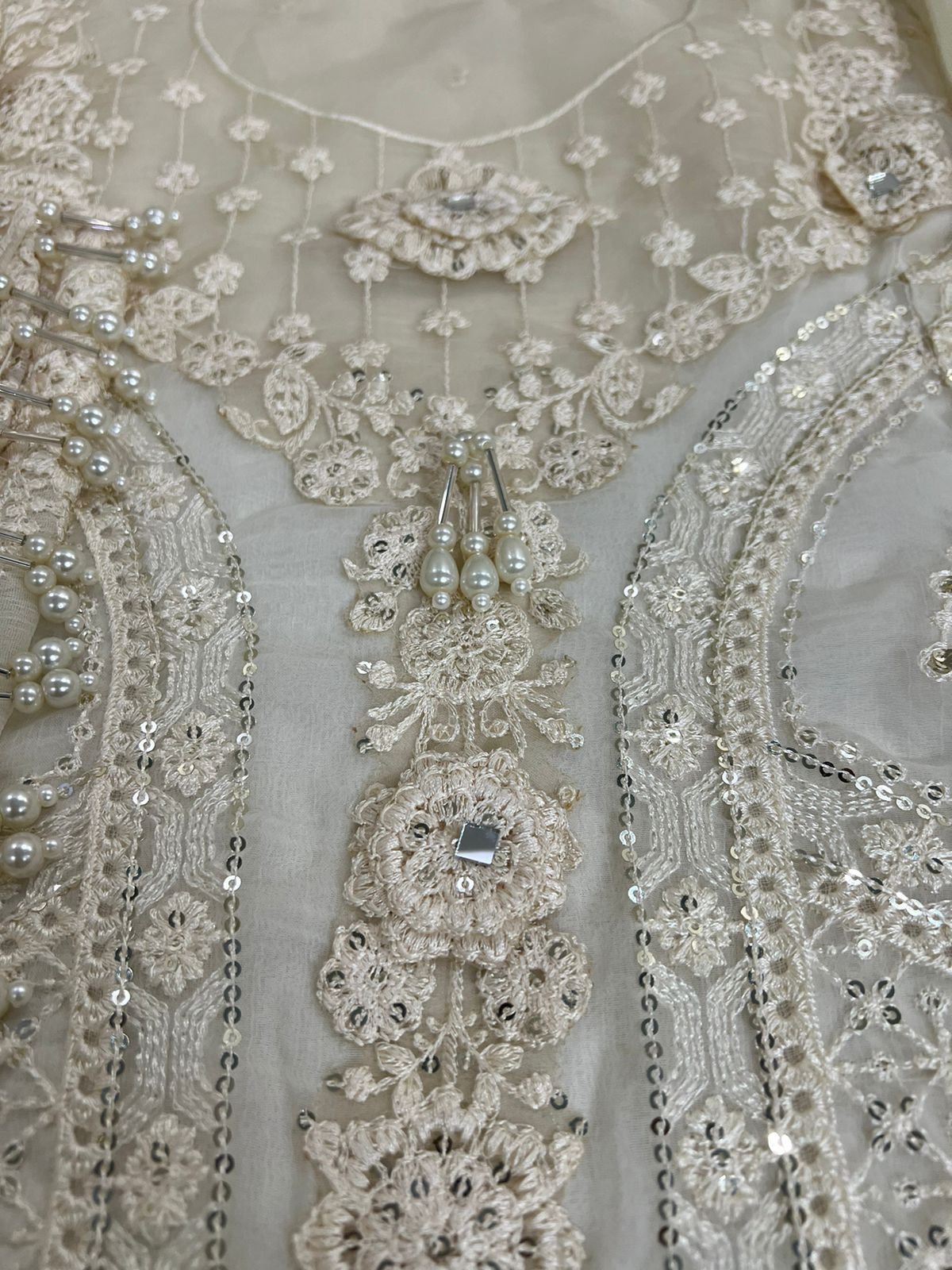 MARIA B LUXURY WEDDING EMBROIDERED CHIFFON - 3 PC UNSTITCHED