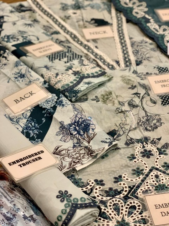 IMAGE PRINT KARI EMBROIDERED LAWN - 3 PC UNSTITCHED