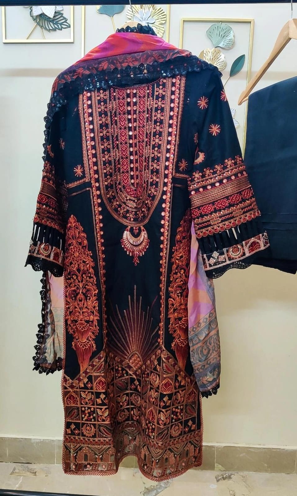 HOORAINS PRET EMBROIDERED LAWN - 3 PC STITCHED