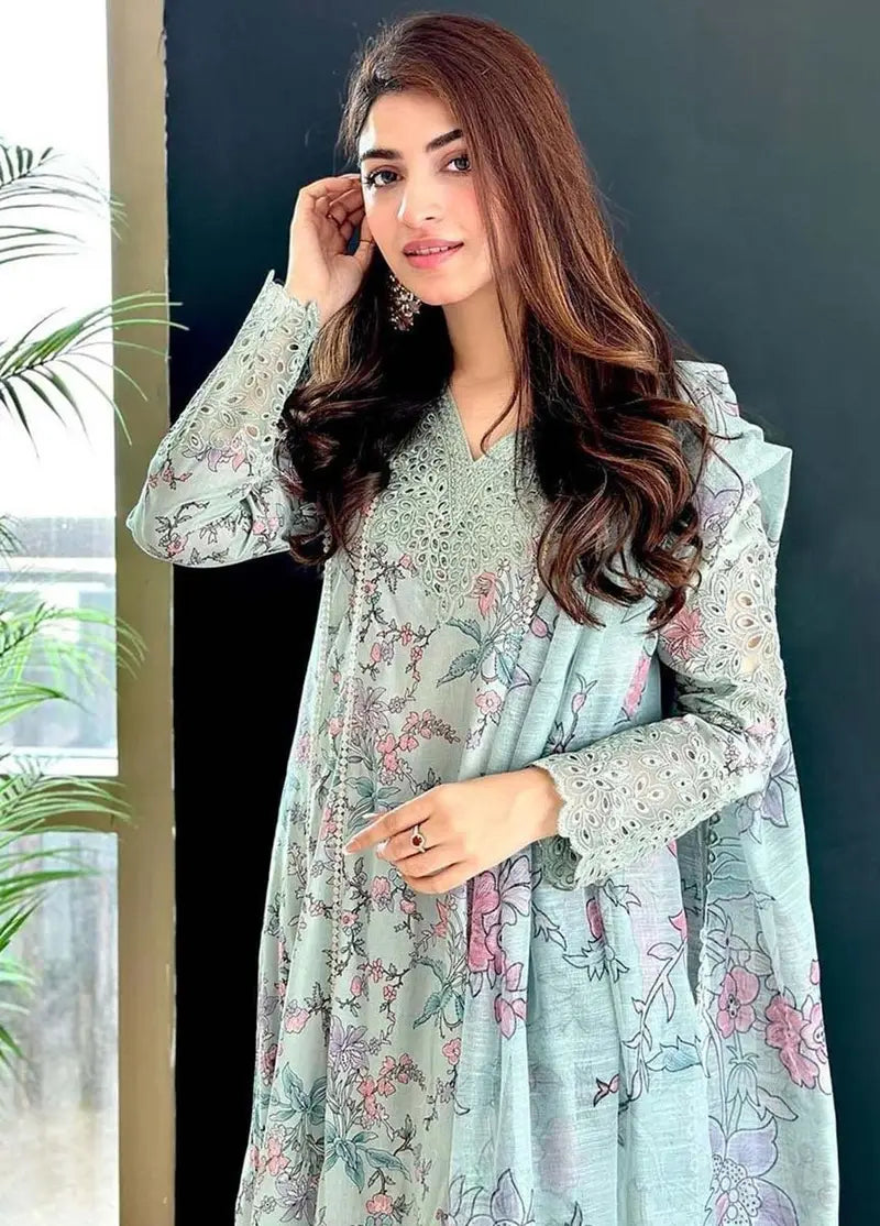 IZNIK LUXURY EMBROIDERED LAWN - 3 PC UNSTITCHED