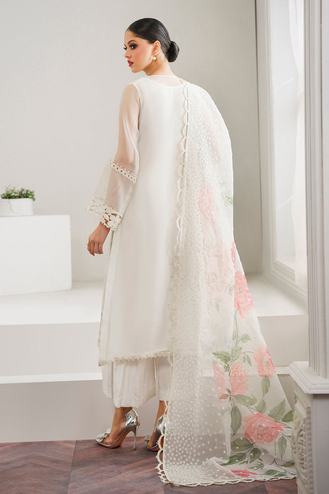 BAROQUE LUXURY EMBROIDERED ORGANZA - 3 PC UNSTITCHED
