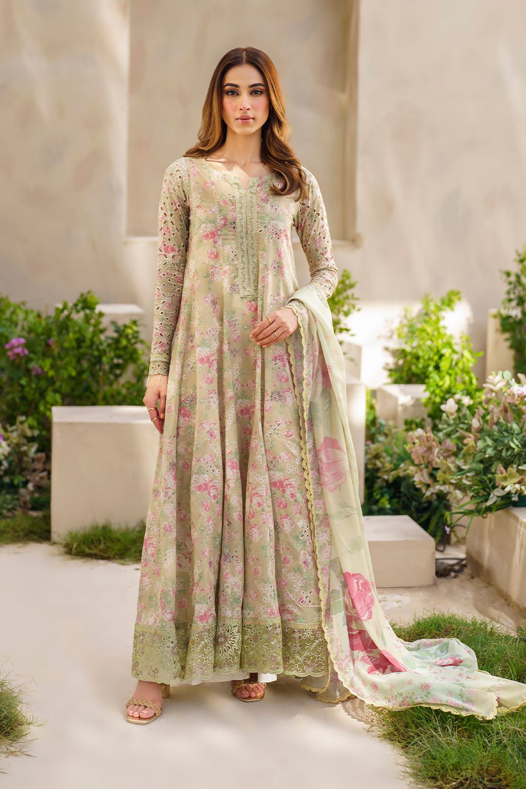 IZNIK LUXURY PRINTED EMBROIDERED CHIKANKARI LAWN - 3 PC UNSTITCHED