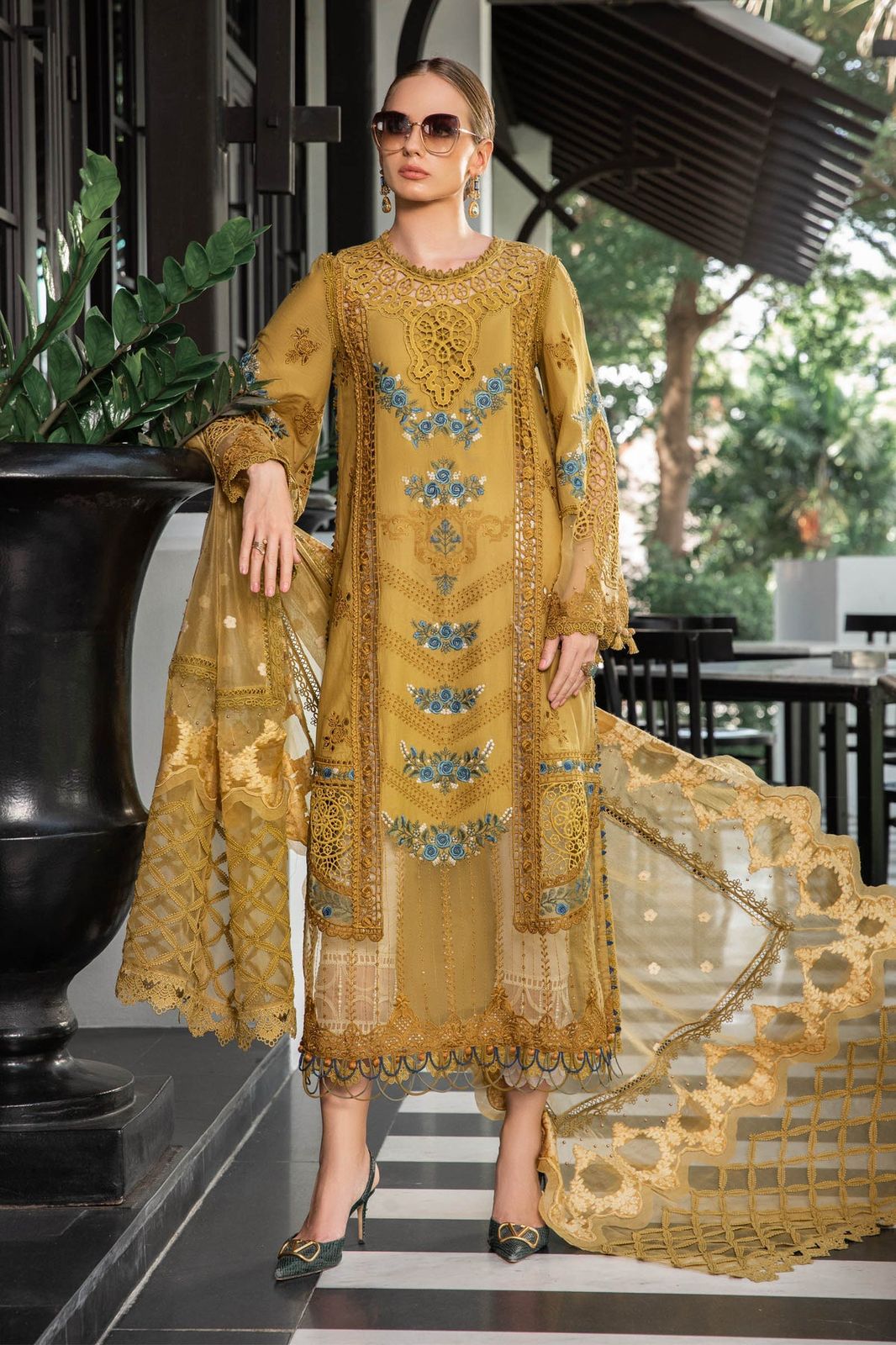 MARIA B LUXURY EMBROIDERED CHIKANKARI LAWN - 3 PC UNSTITCHED