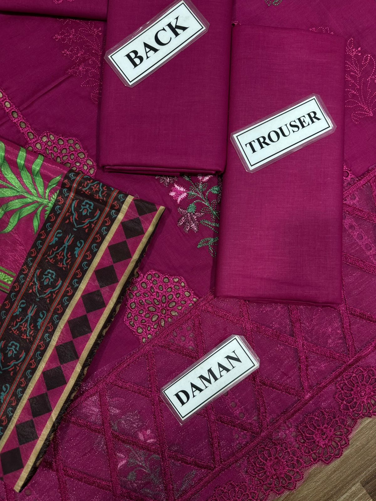MARIA B FORMALS CUTWORK EMBROIDERED LAWN - 3 PC UNSTITCHED