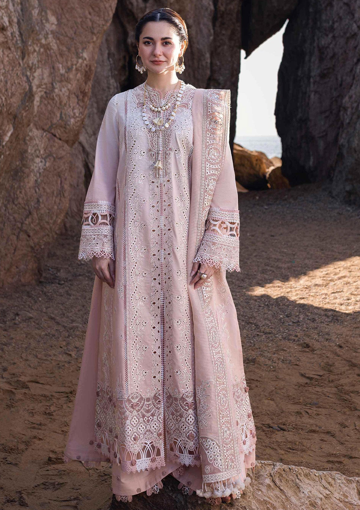 QALAMKAR LUXURY CHIKANKARI EMBROIDERED LAWN - 3 PC UNSTITCHED