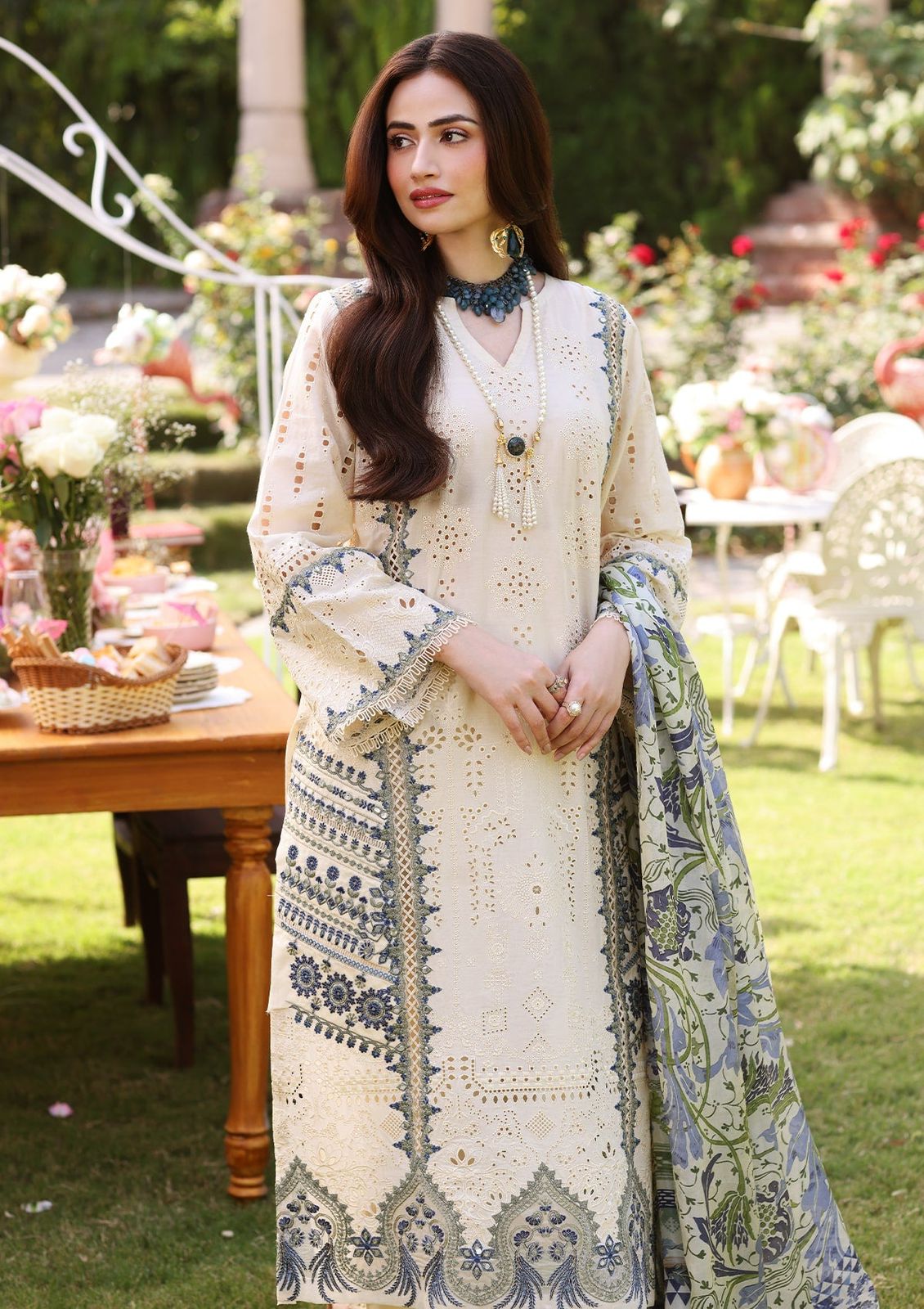 ELAF LUXURY CHIKANKARI EMBROIDERED LAWN - 3 PC UNSTITCHED