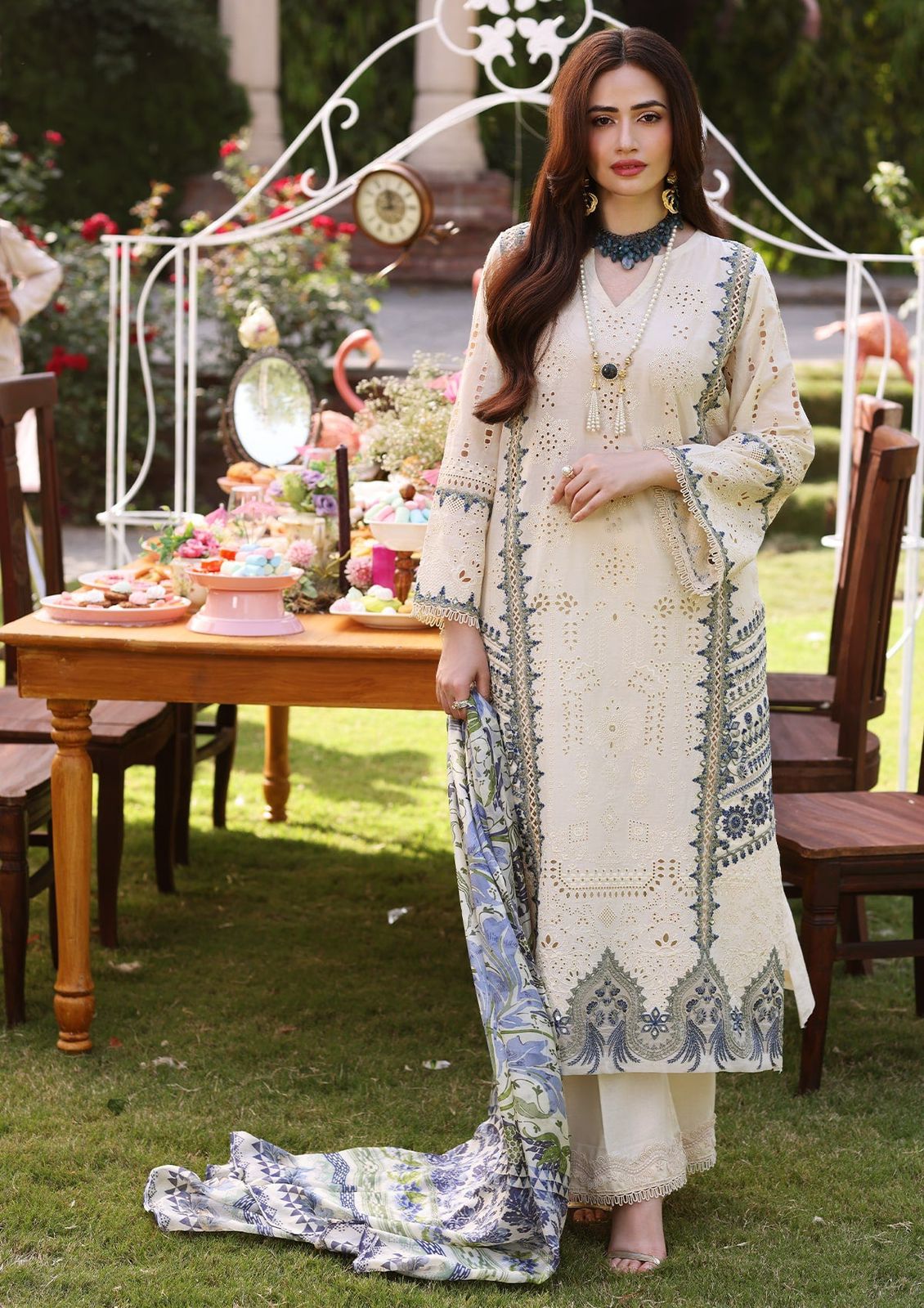 ELAF LUXURY CHIKANKARI EMBROIDERED LAWN - 3 PC UNSTITCHED