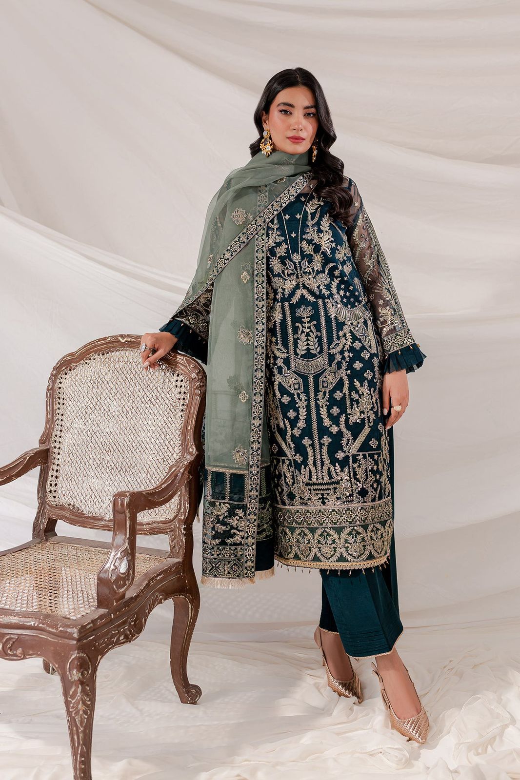 FARASHA LUXURY WEDDING EMBROIDERED ORGANZA - 3 PC UNSTITCHED