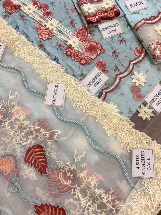 RANG RASIYA LUXURY EMBROIDERED LAWN - 3 PC UNSTITCHED