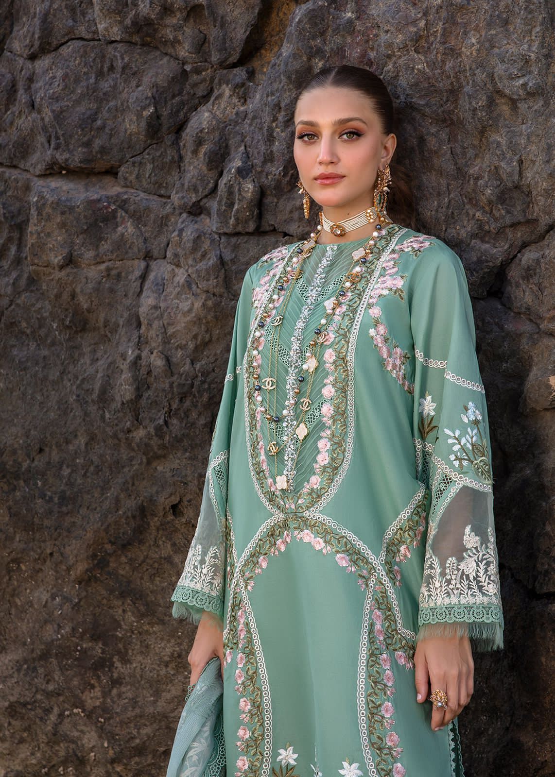 CRIMSON LUXURY CHIKANKARI EMBROIDERED LAWN - 3 PC UNSTITCHED