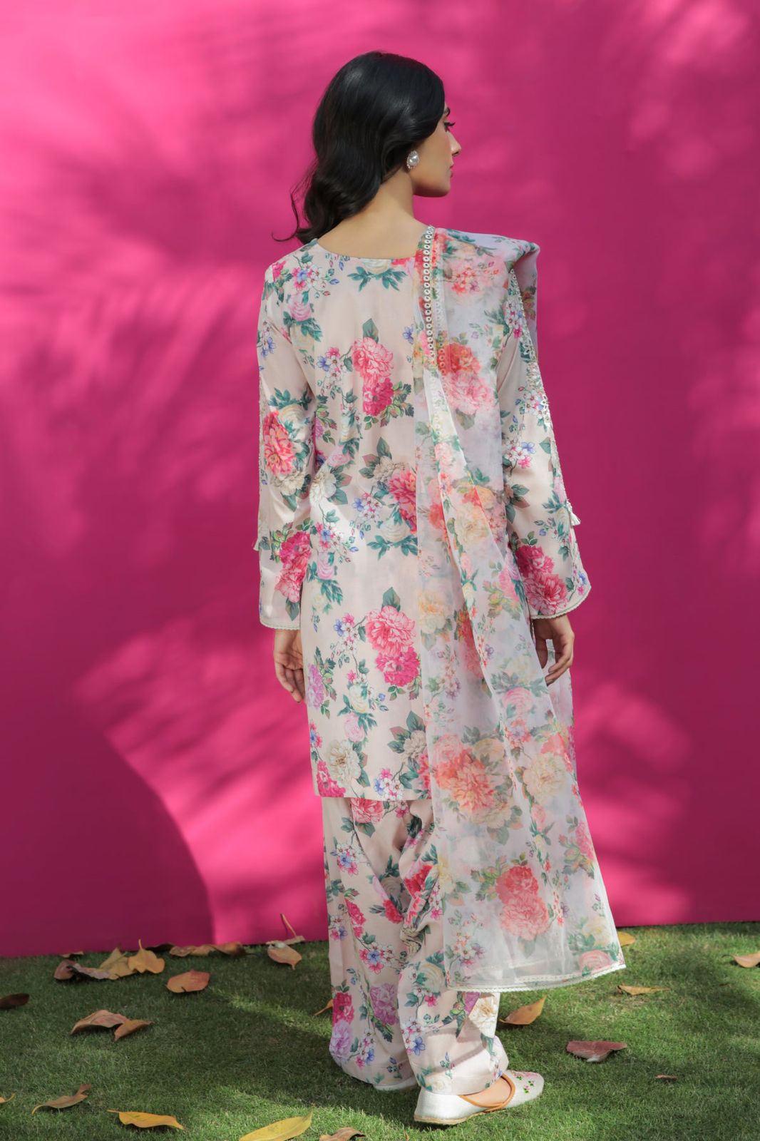 BAROQUE LUXURY EMBROIDERED PRINTED LAWN - 3 PC UNSTITCHED