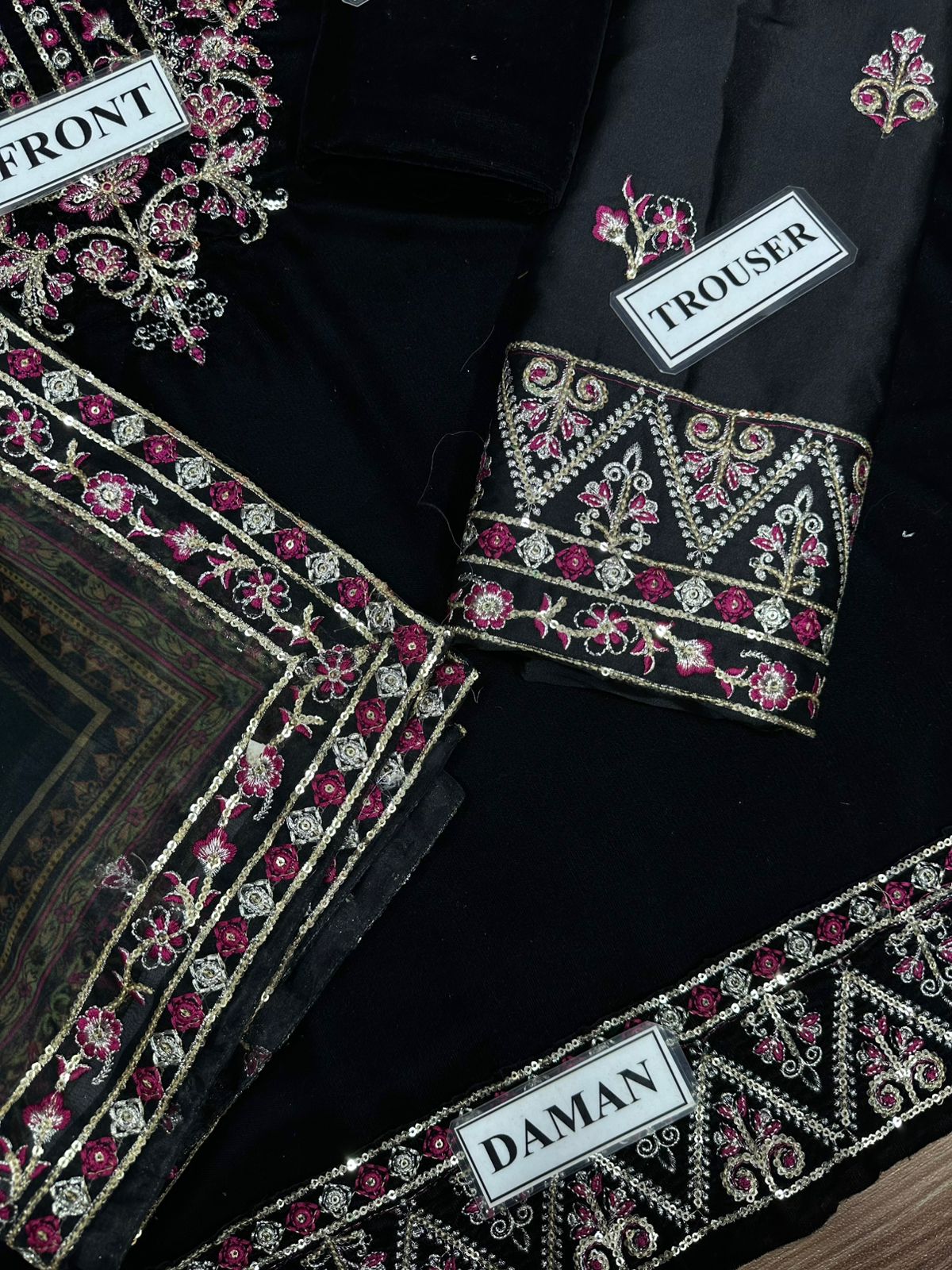 MOTIFZ LUXURY EMBROIDERED VELVET - 3 PC UNSTITCHED