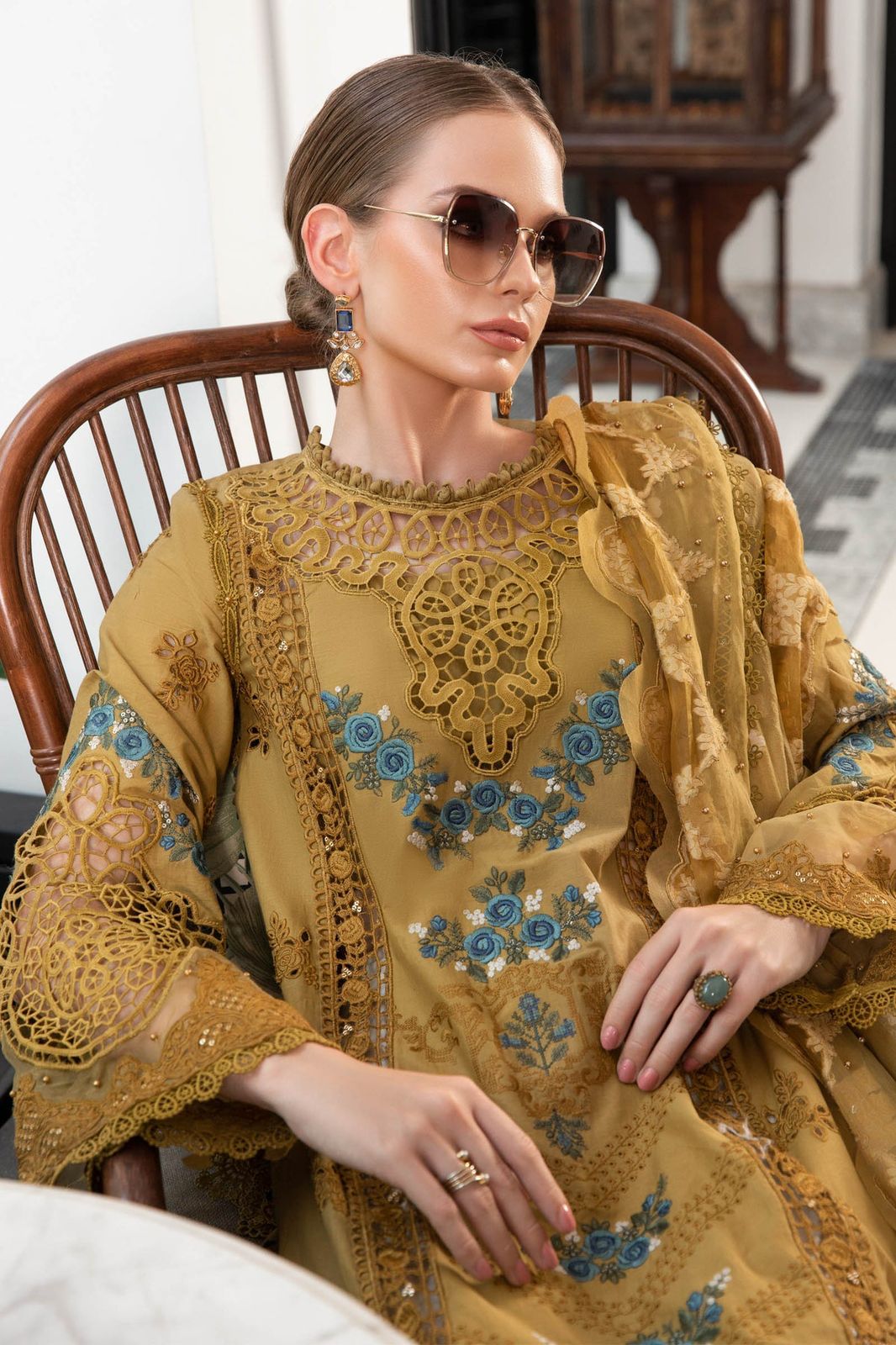 MARIA B LUXURY EMBROIDERED CHIKANKARI LAWN - 3 PC UNSTITCHED