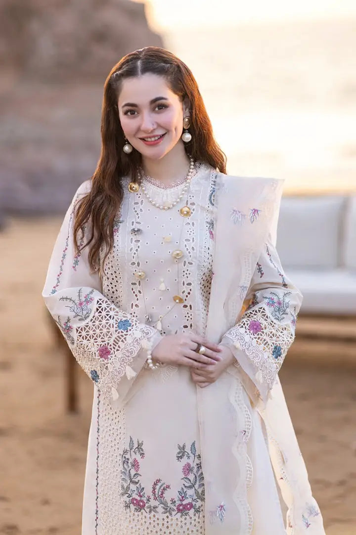 QALAMKAR LUXURY CHIKANKARI EMBROIDERED LAWN - 3 PC UNSTITCHED