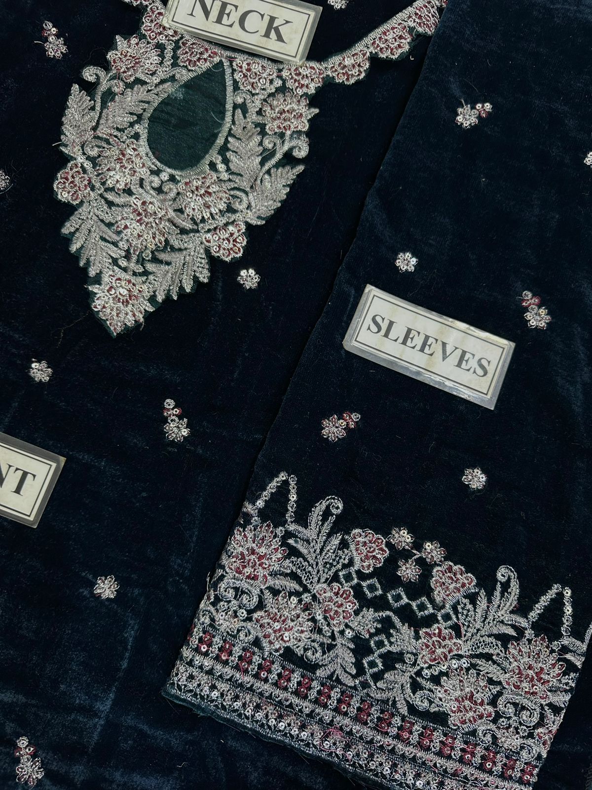 JAZMIN FORMALS EMBROIDERED VELVET - 3 PC UNSTITCHED
