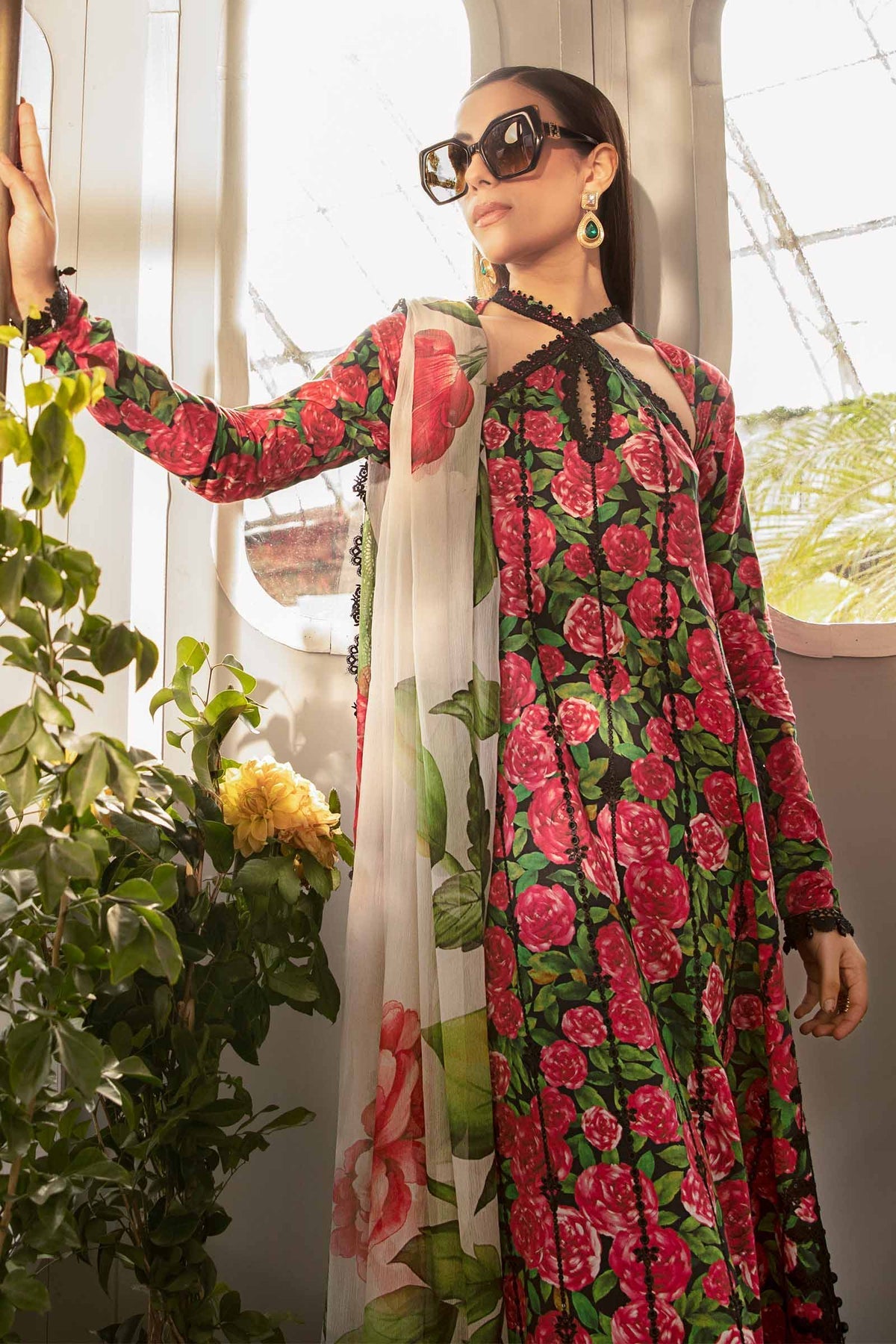 MARIA B LUXURY EMBROIDERED LAWN - 3 PC UNSTITCHED
